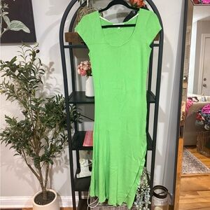 John + Jenn Lime Green Ribbed Midi Dress | Size L 💚